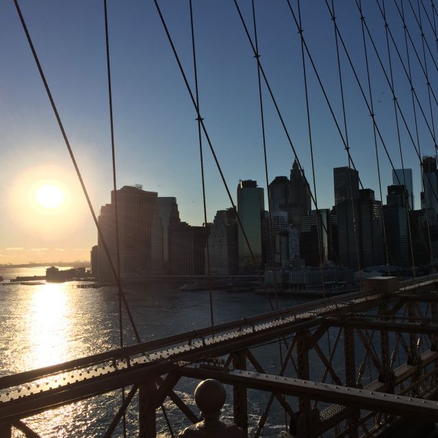 Brooklyn Bridge bei Sonnenuntergang