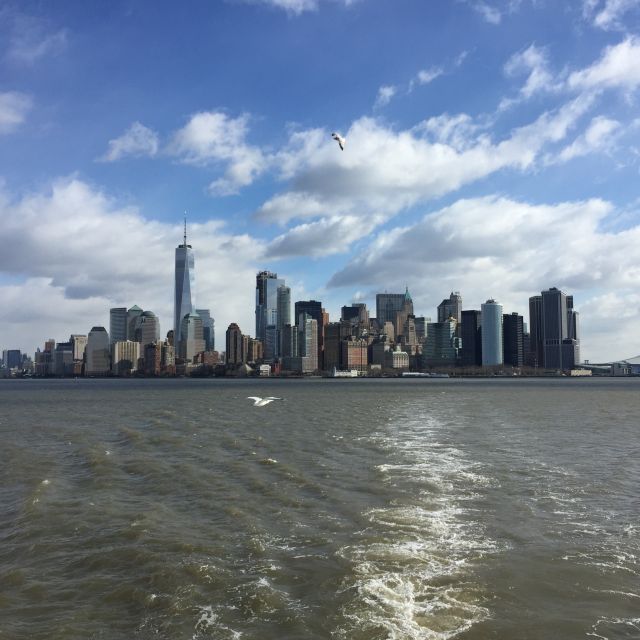 ich mache eine Bootstour durch den Hafen von New York