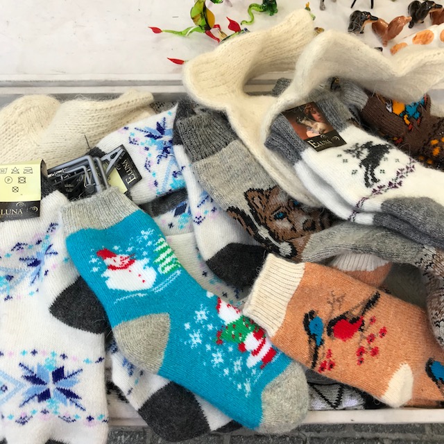Krakauer Weihnachtsmarkt: Socken Weihnachtsmarkt Krakau Socken