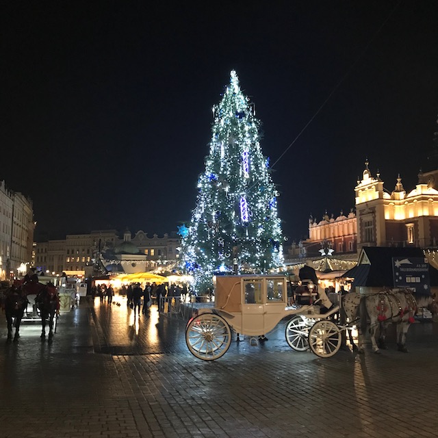 Krakauer Weihnachtsmarkt: Bei Nacht Weihnachtsmarkt Krakau Nacht