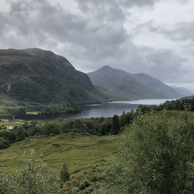 Loch Shiel - der Drehort vom großen See im 4. Harry Potter Film. Das Loch habe ich auf meiner Reise durch Schottland besichtigt. Loch Shiel - der Drehort vom großen See im 4. Harry Potter Film. Das Loch habe ich auf meiner Reise durch Schottland besichtigt.