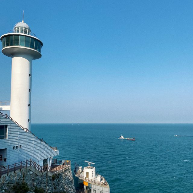 Yeongdo Leuchtturm mit Blick über das Meer
