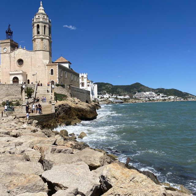 95541954-718f-45a3-b7f9-827722896e22 Die Küste von Sitges.