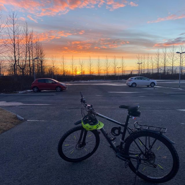 Mein Fahrrad am Sonnenuntergang.