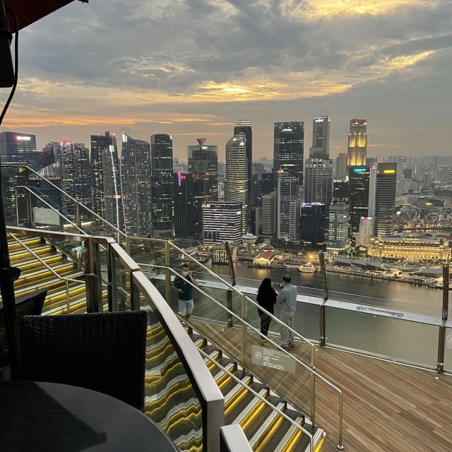 Aussicht von Ce La Vi (Bar)