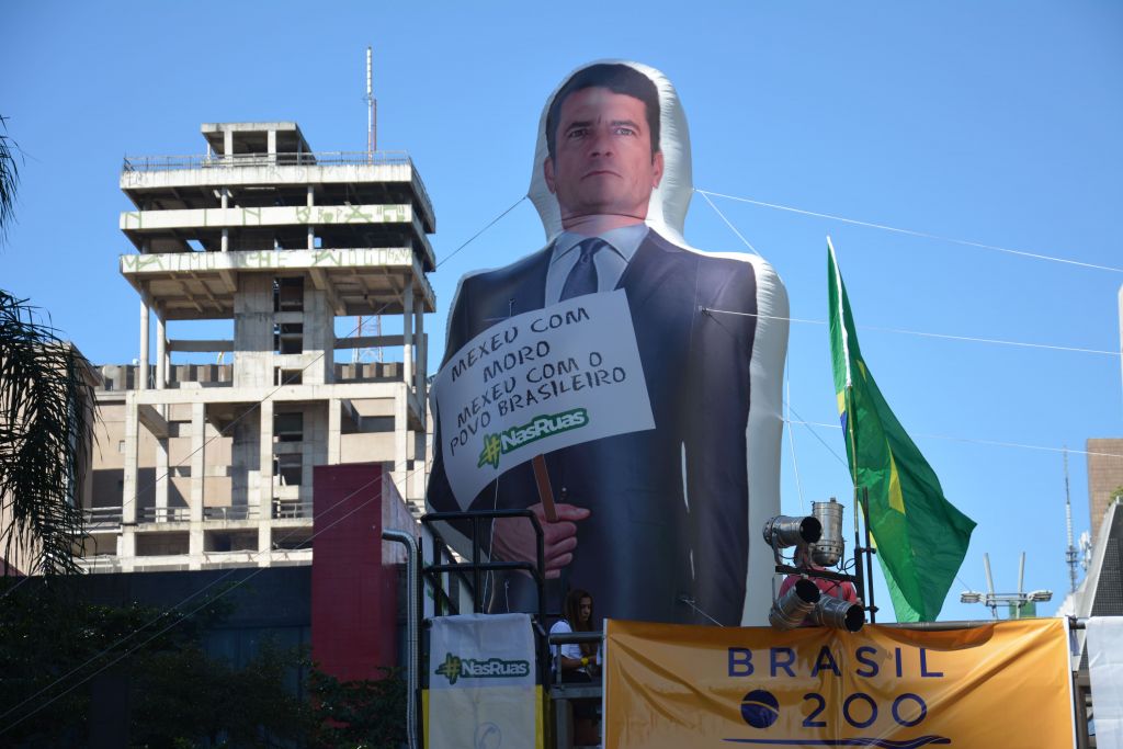 Mittendrin und doch nur Beobachterin: Wahlen in Brasilien